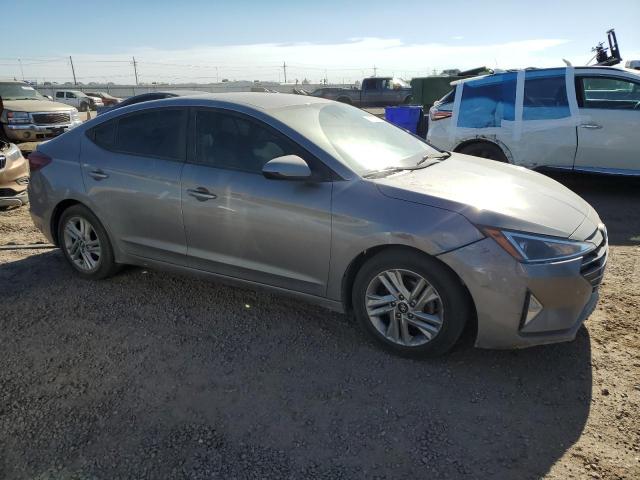 Hyundai ELANTRA Sel Image 3