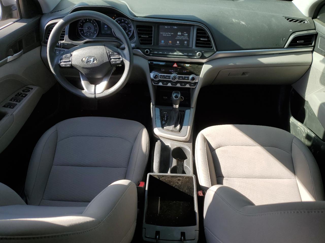Hyundai ELANTRA Sel Image 11