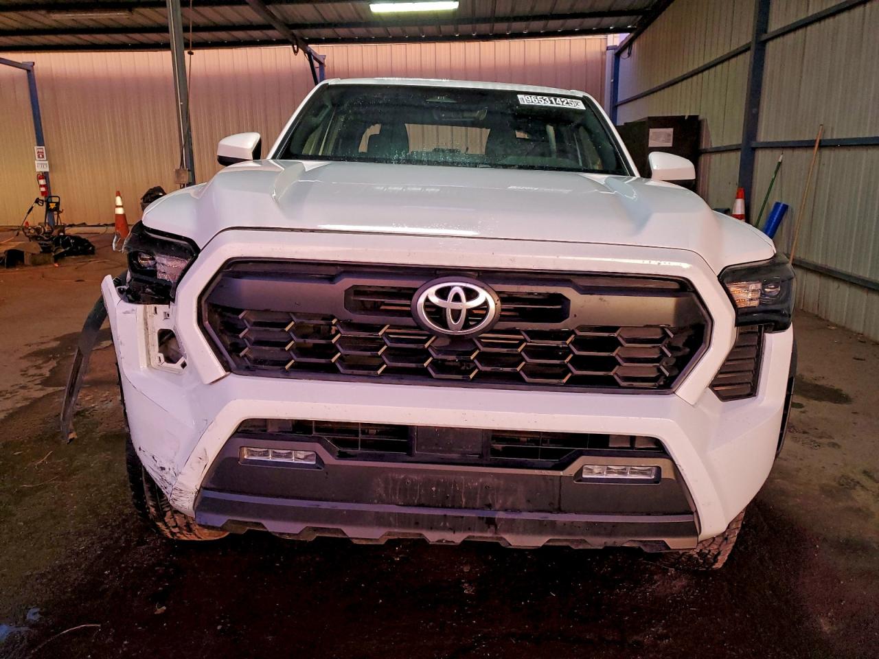 Toyota Tacoma Double Cab Image 13