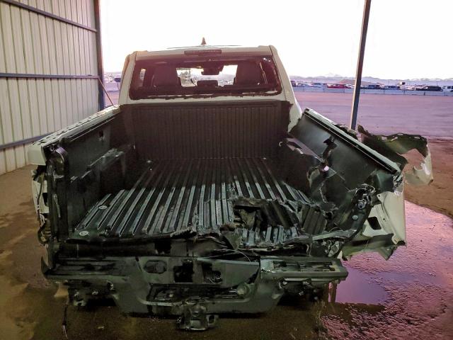 Toyota Tacoma Double Cab Image 4