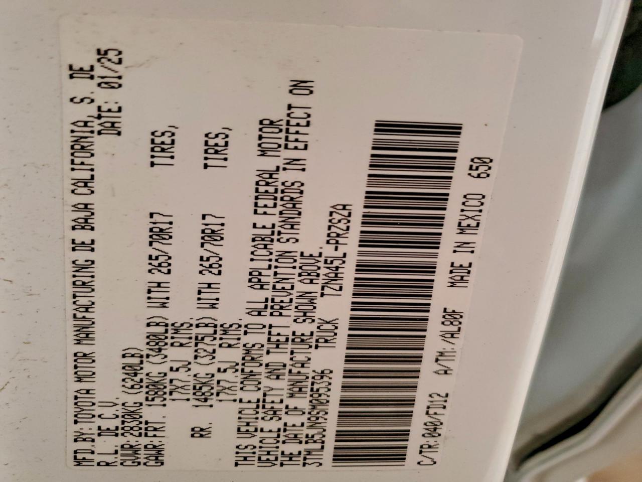 Toyota Tacoma Double Cab Image 10