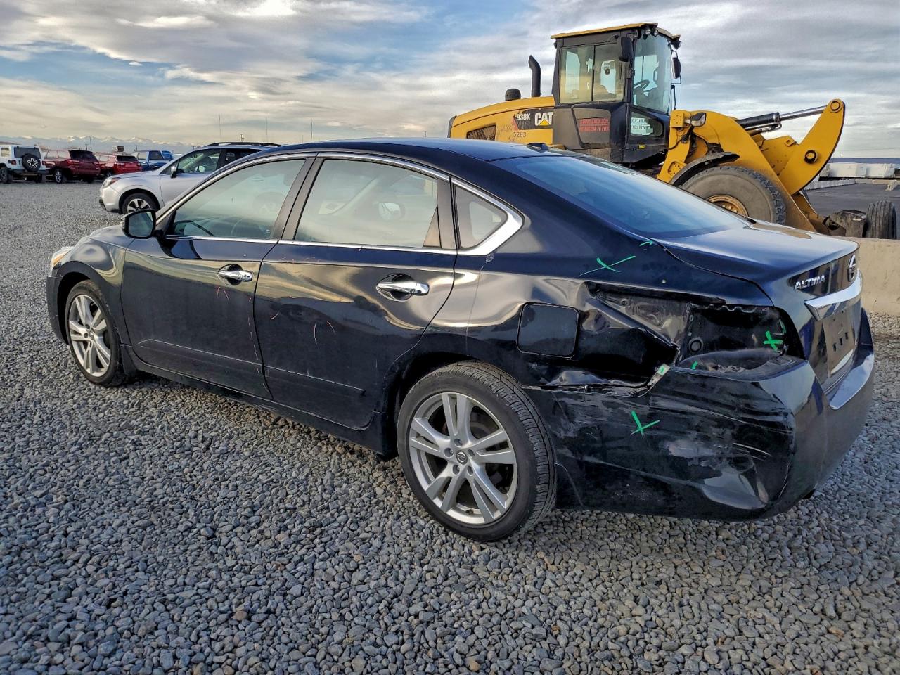 Nissan Altima 3.5s Image 3