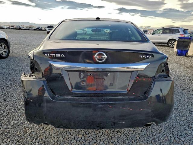 Nissan Altima 3.5s Image 8