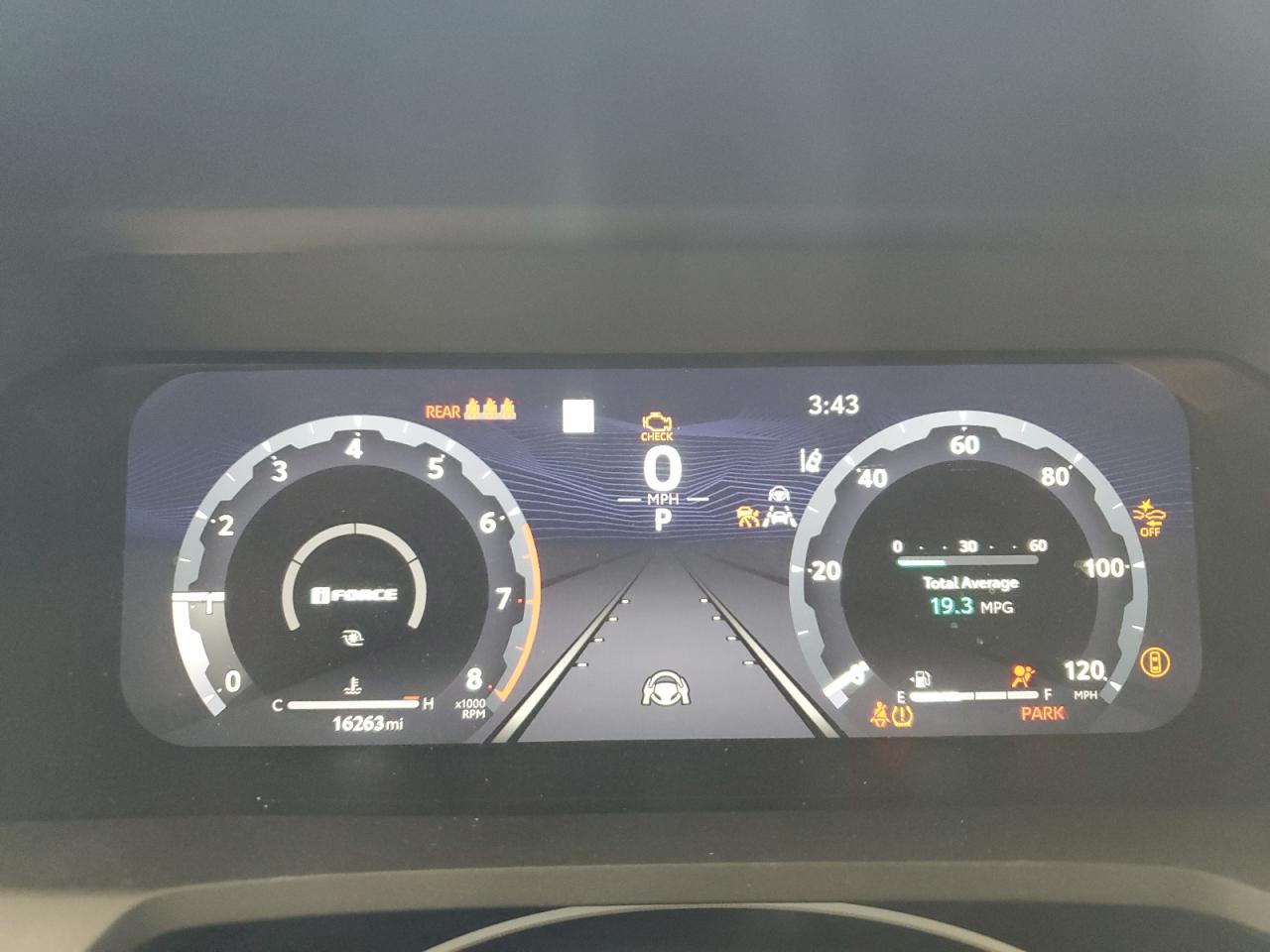 Toyota Tacoma Double Cab Image 13