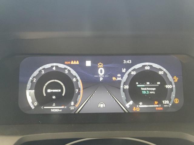 Toyota Tacoma Double Cab Image 13