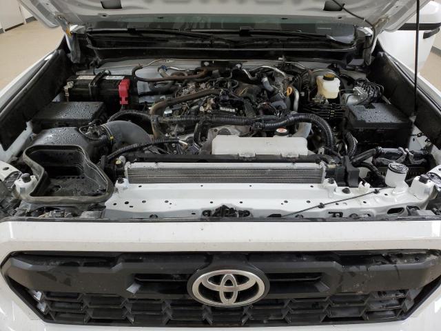 Toyota Tacoma Double Cab Image 8