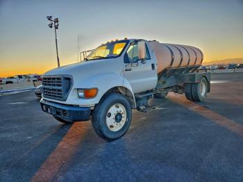  Salvage Ford F-650