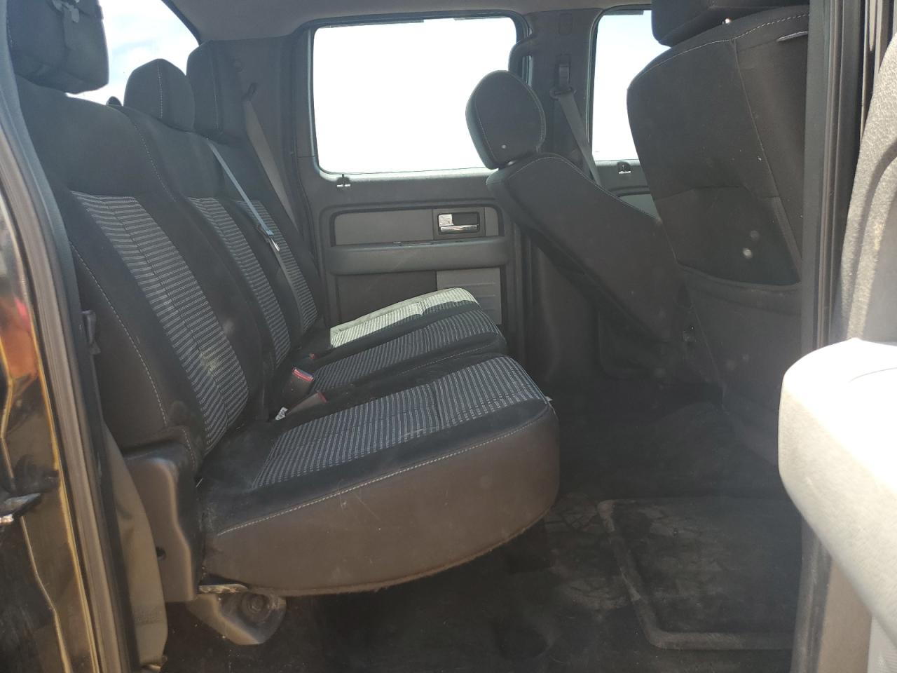 Ford F-150 Supercrew Image 9