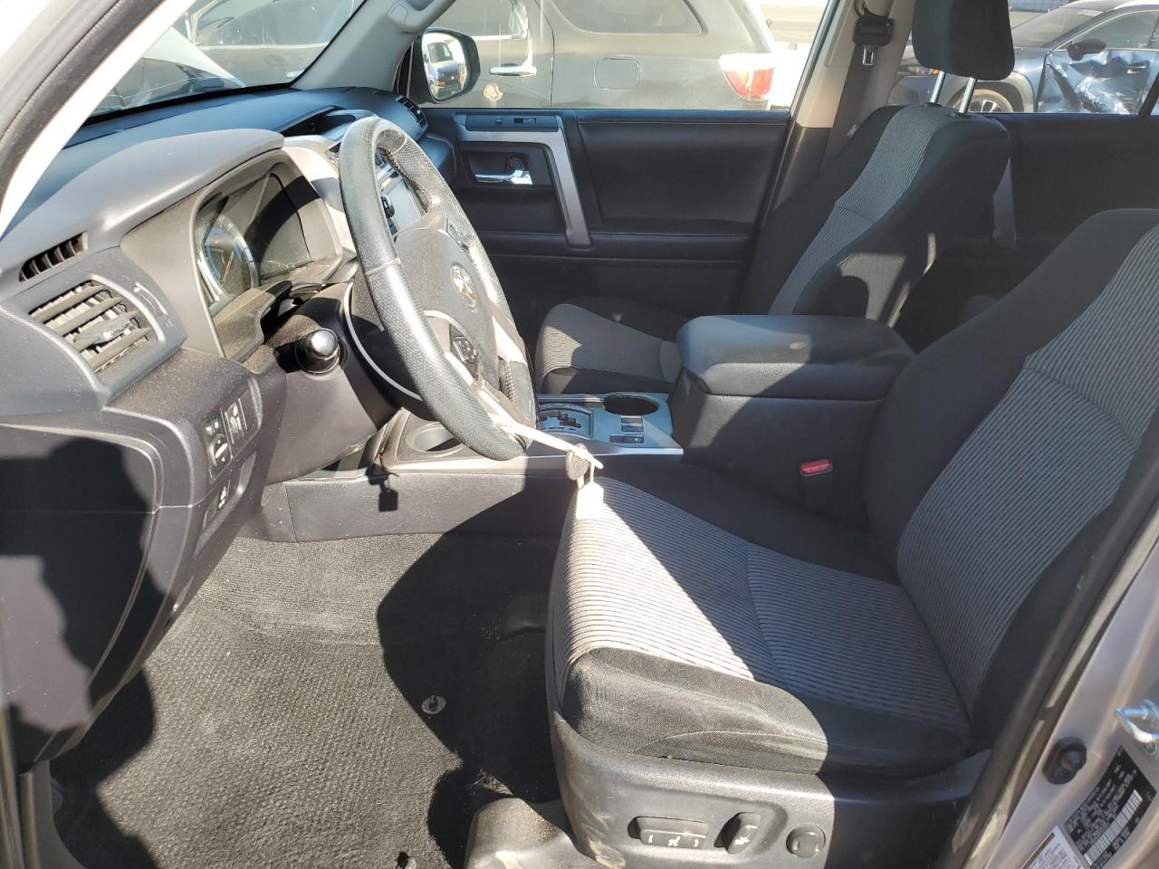 Toyota 4Runner Sr5/sr5 Premium Image 3