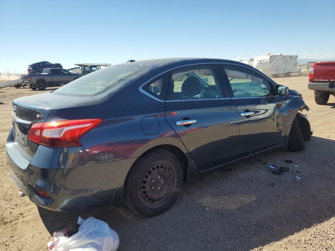 Nissan Sentra S Image 4