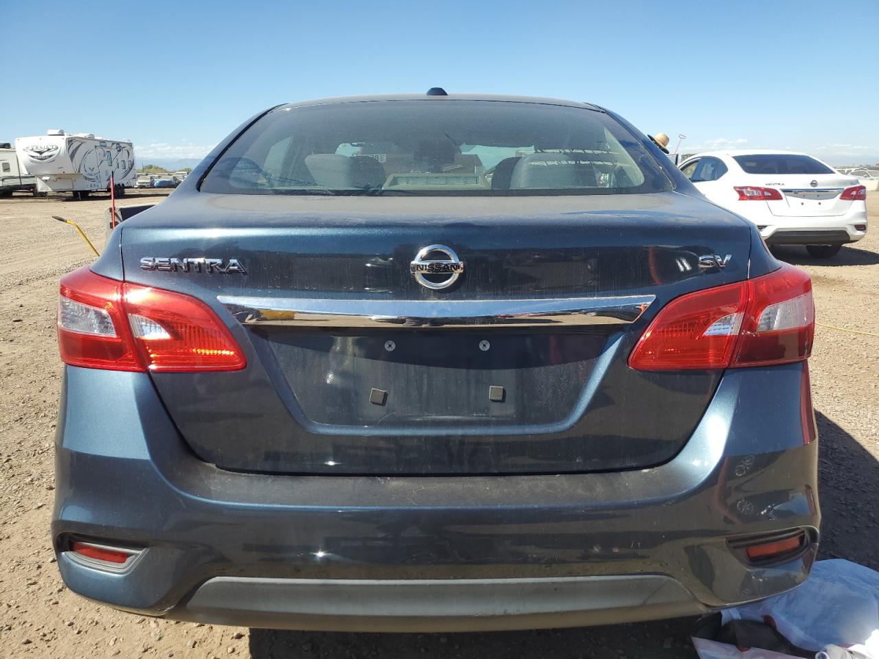 Nissan Sentra S Image 12