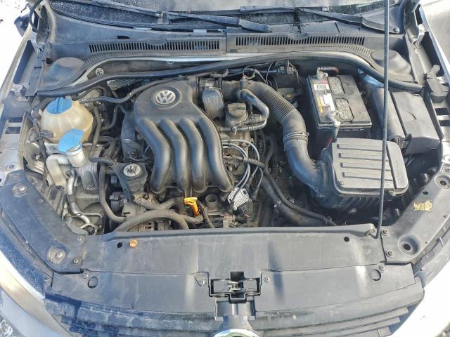 Volkswagen Jetta Base Image 9