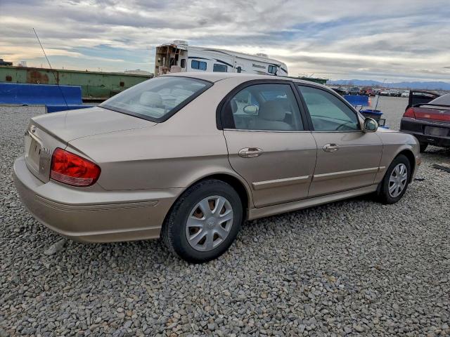 Hyundai SONATA Gl Image 2