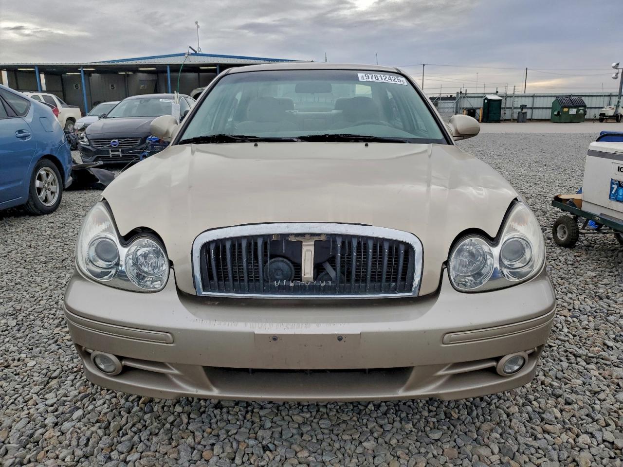 Hyundai SONATA Gl Image 4