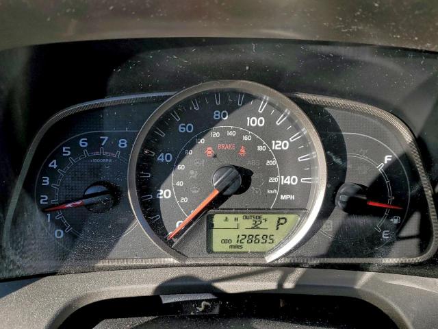 Toyota RAV4 Le Image 7