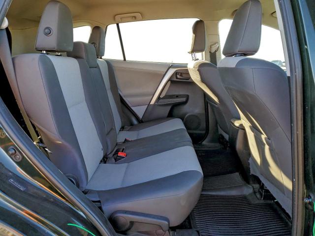 Toyota RAV4 Le Image 3