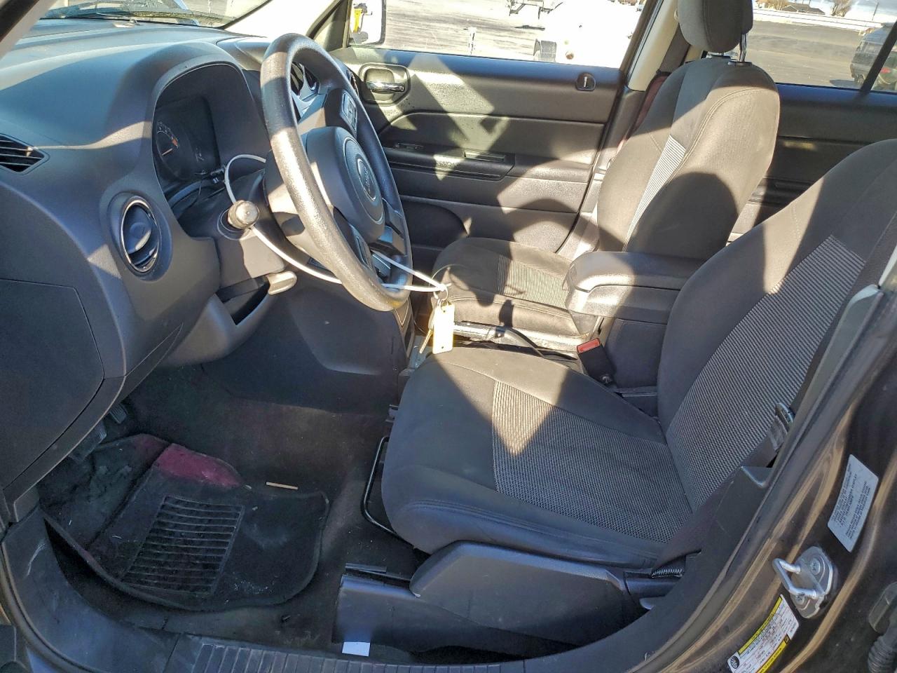 Jeep Patriot Sport Image 3