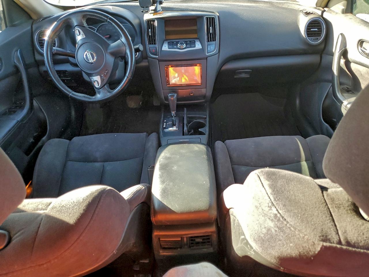 Nissan Maxima S Image 8