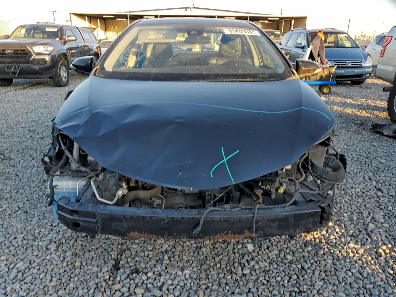 Toyota Corolla L Image 7