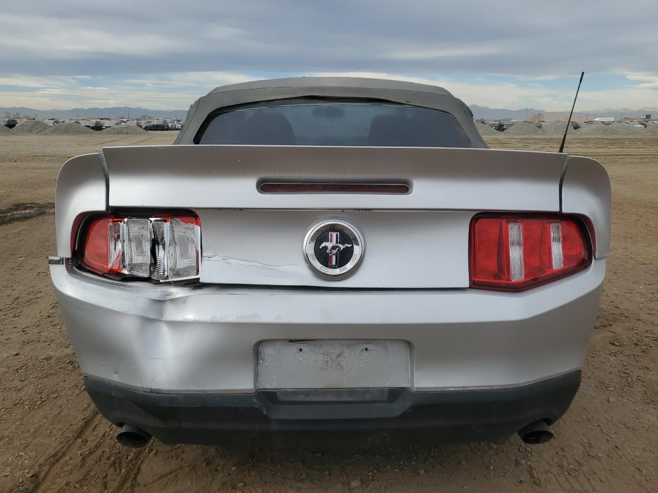 Ford Mustang Image 5
