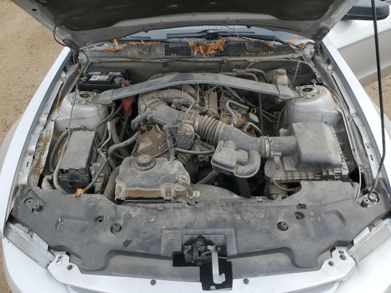 Ford Mustang Image 6