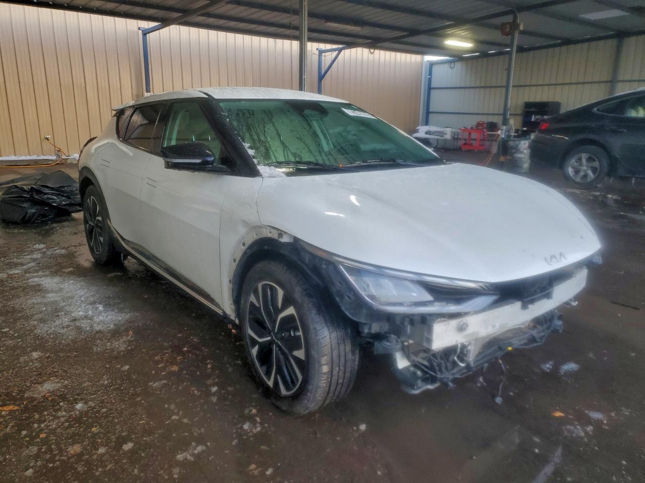 Kia EV6 Light Image 4