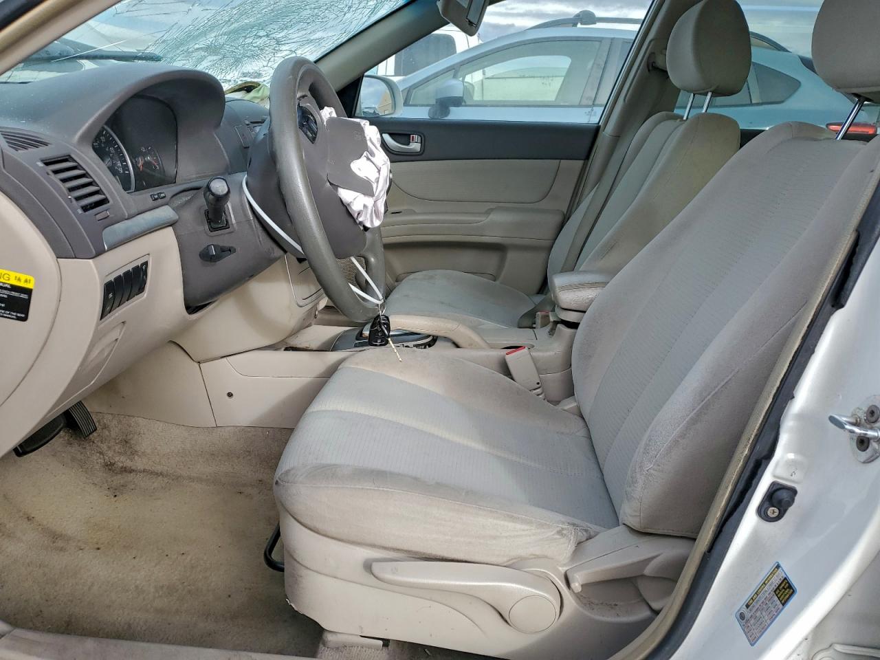 Hyundai SONATA Gls Image 4