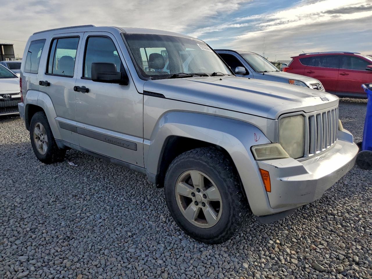 Jeep Liberty Sport Image 12