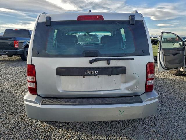 Jeep Liberty Sport Image 4