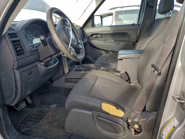 Jeep Liberty Sport Image 9