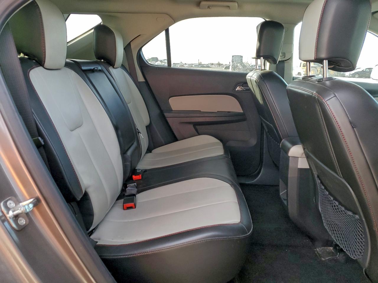 Chevrolet Equinox Ltz Image 2