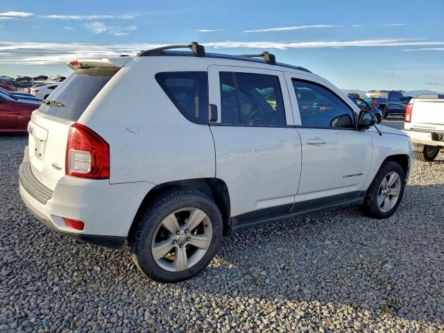 Jeep Compass Latitude Image 2