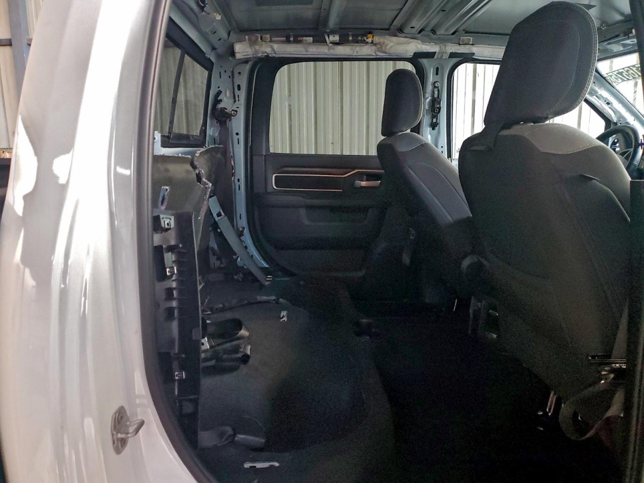 Ram 2500 Big Horn Image 3