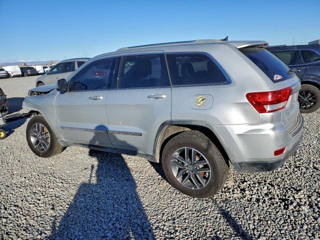Jeep Grand Cherokee Laredo Image 6