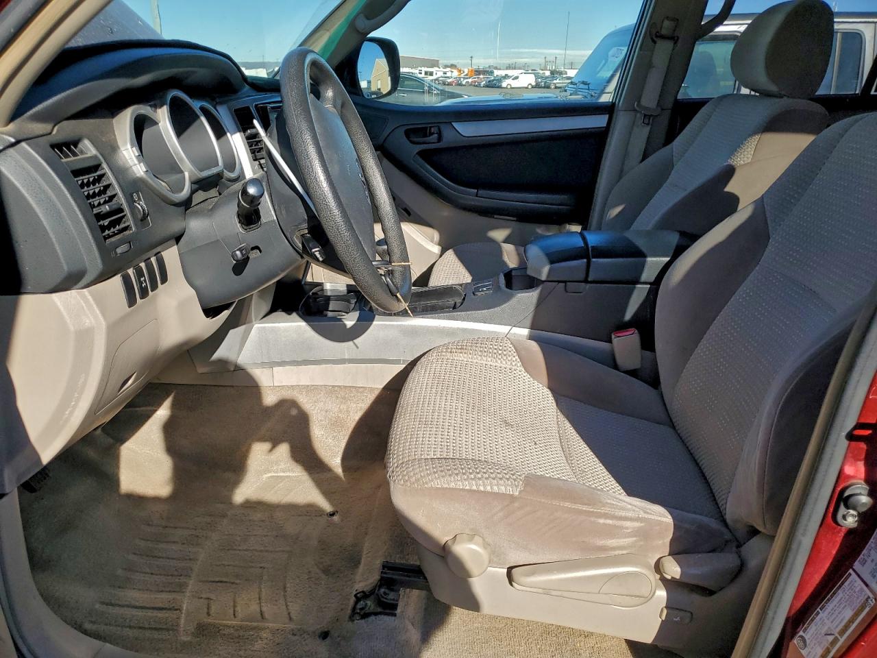 Toyota 4Runner Sr5 Image 13