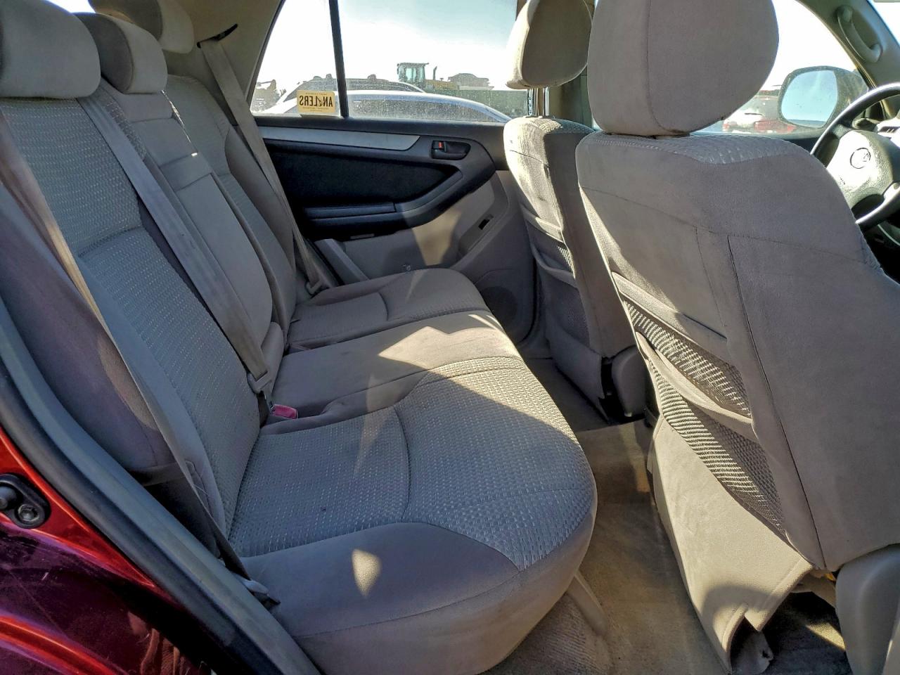 Toyota 4Runner Sr5 Image 9