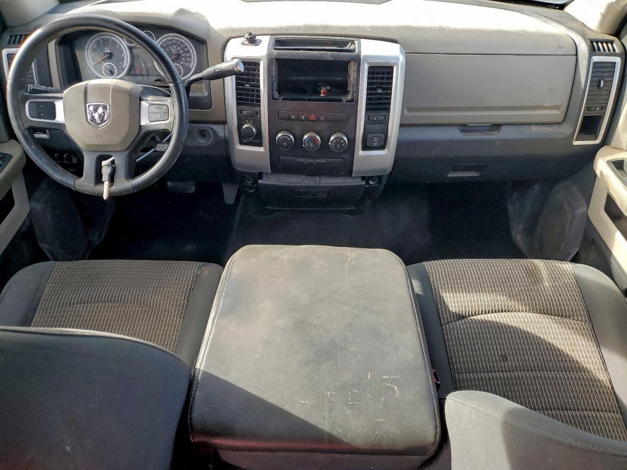 Dodge Ram 1500 Image 8