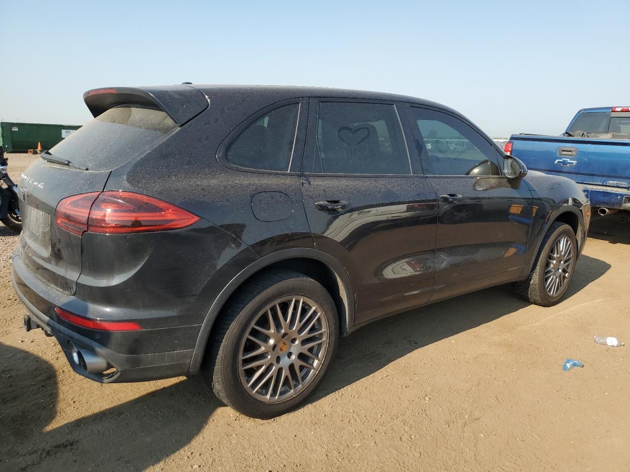 Porsche Cayenne Image 3