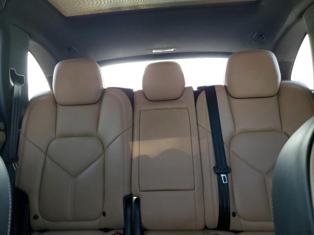 Porsche Cayenne Image 8