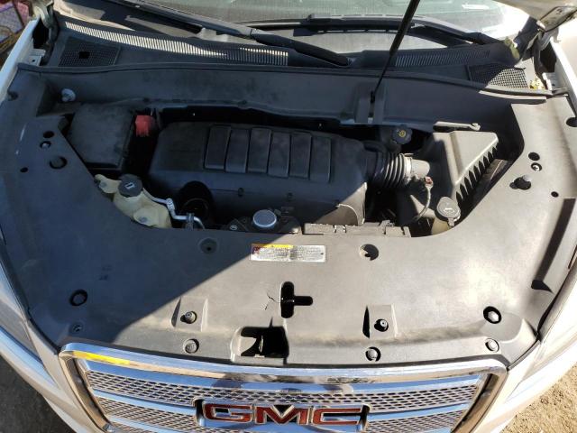 GMC Acadia Denali Image 11