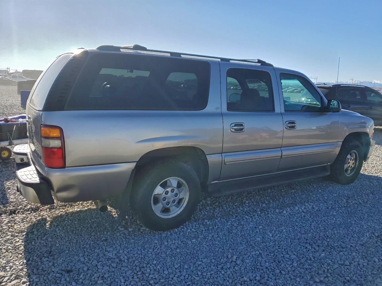 Chevrolet Suburban K1500 Image 10