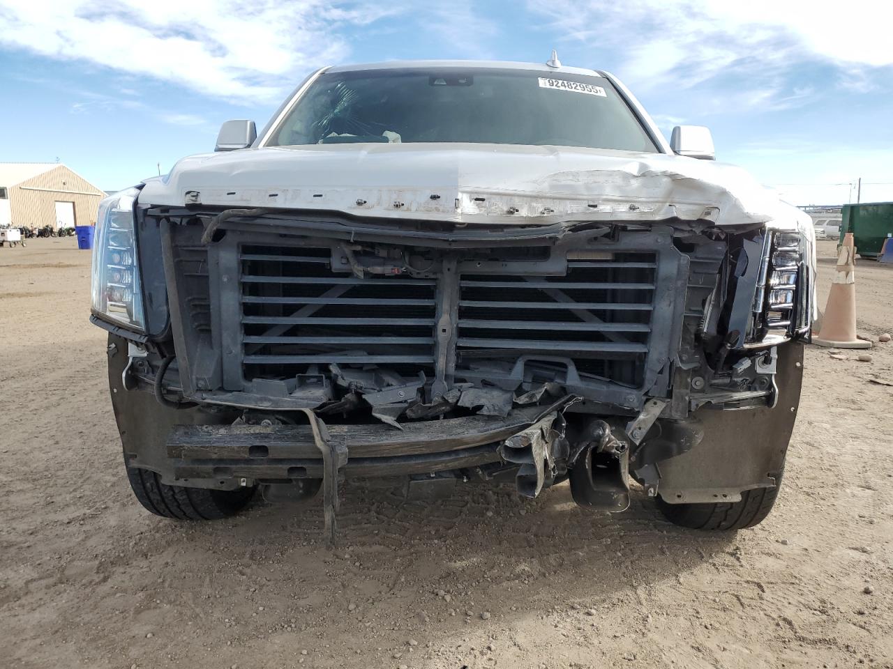 Cadillac Escalade Platinum Image 5