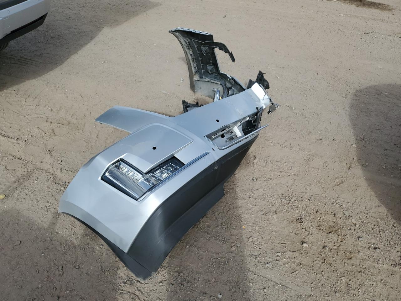 Cadillac Escalade Platinum Image 10