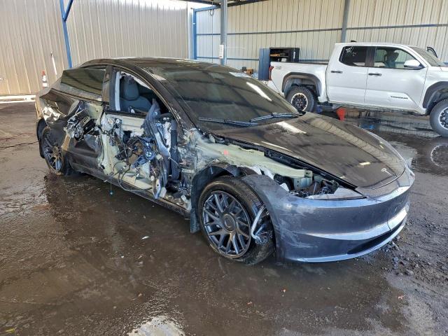 Tesla Model 3 Image 6