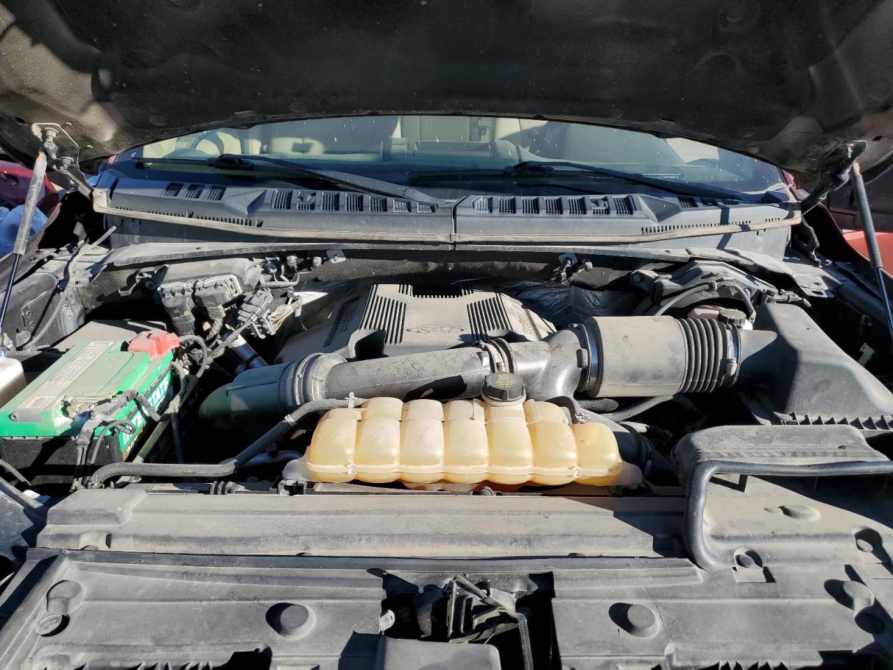 Ford F-150 Supercrew Image 10