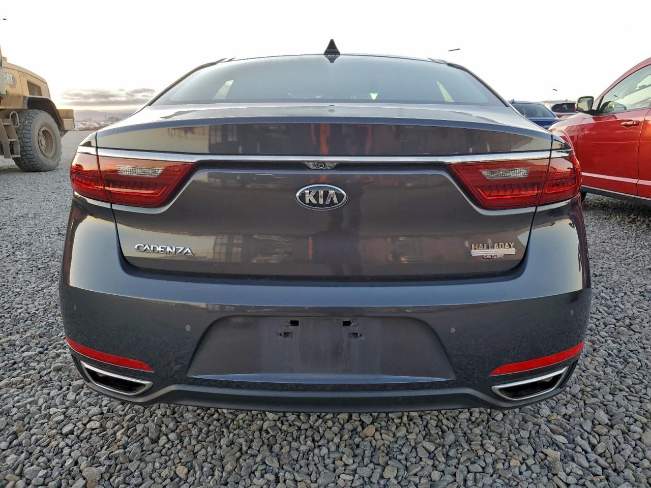 Kia Cadenza Luxury Image 2