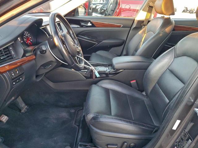 Kia Cadenza Luxury Image 10