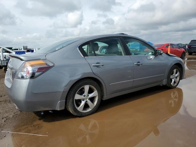 Nissan Altima 3.5se Image 3