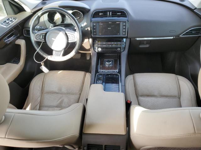 Jaguar F-PACE Prestige Image 12