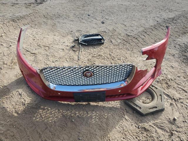 Jaguar F-PACE Prestige Image 13